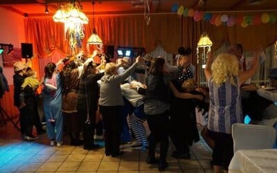 Andy Steiner sorgt für Stimmung bei Geburtstagsfeier mit Live-Musik